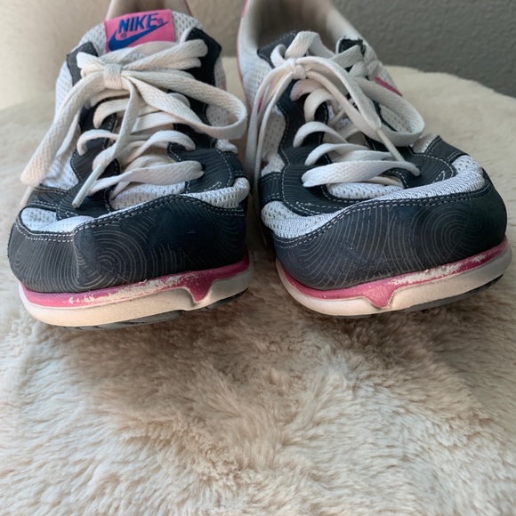 Nike Eclipse Gray and Pink shoes 👟 - Picture 6 of 8